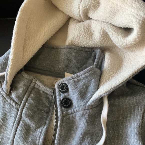 Without stain - Picture 2 of 4